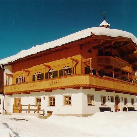 مزرعة للإقامة Vorderstockerhof *