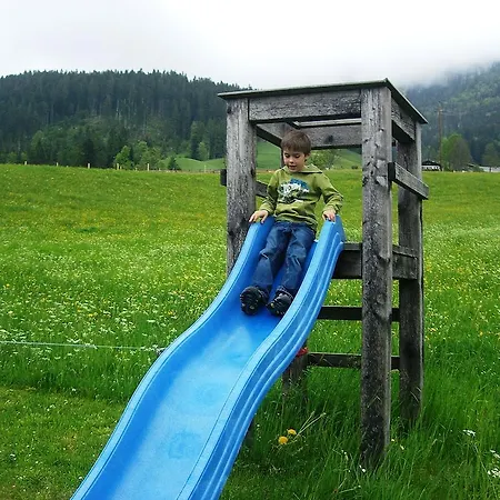 مزرعة للإقامة Vorderstockerhof
